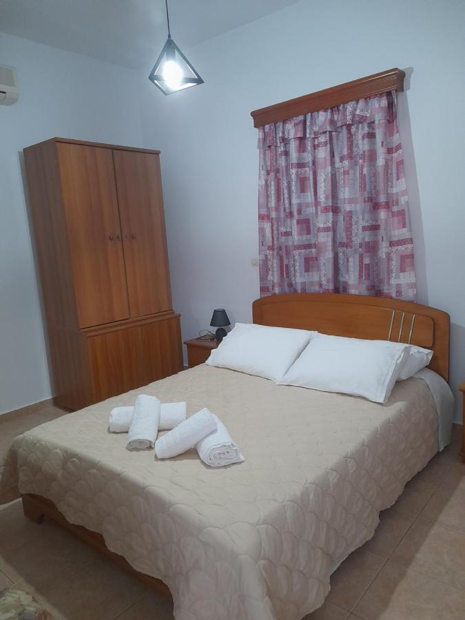 Elzahed Apartments Maestro Kímolosz Kültér fotó
